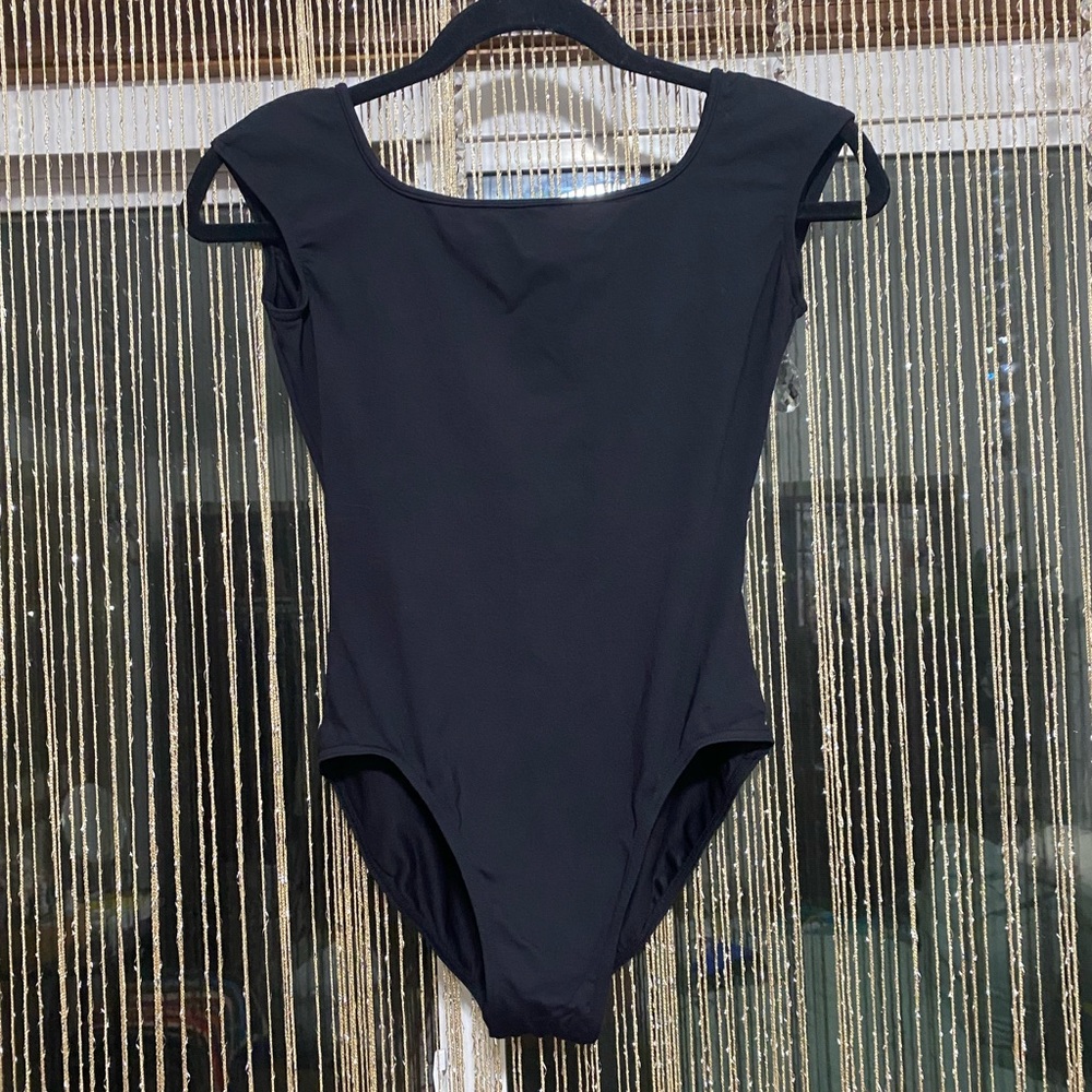 Mirella cap sleeve leotard